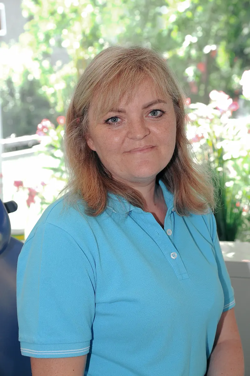Frau Zaporowski – Zahnmedizinische Fachangestellte, Zahnarztpraxis Dr. Dornbusch